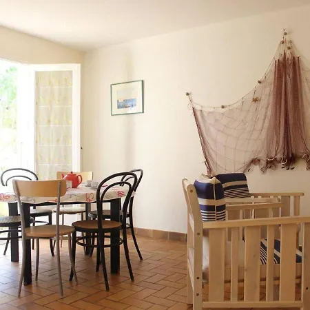 Maison Familiale 2 Etoiles A 150m De La Avec Terrasse, Jardin Et Parking Prive - Fr-1-229c-673 Пор-ла-Нувель