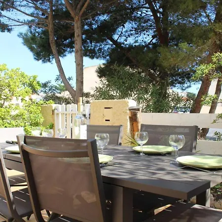 Maison Familiale 2 Etoiles A 150m De La Avec Terrasse, Jardin Et Parking Prive - Fr-1-229c-673 *