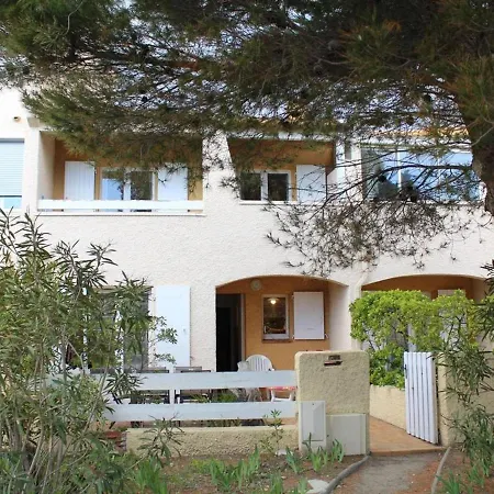 Дом отдыха Maison Familiale 2 Etoiles A 150m De La Avec Terrasse, Jardin Et Parking Prive - Fr-1-229c-673 Пор-ла-Нувель
